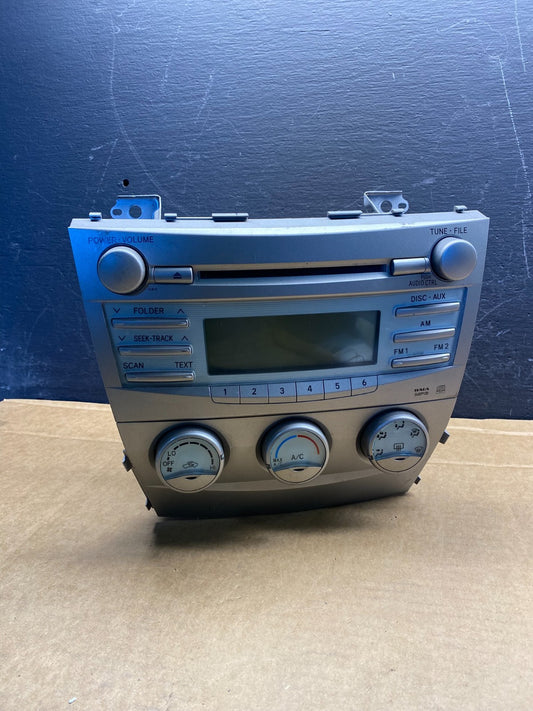 2007 to 2009 Toyota Camry Radio CD Player Climate Control Bezel AD7570 DG0