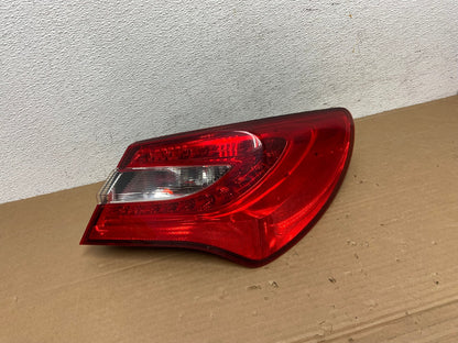 2011-2014 Chrysler 200 Sedan Right Passenger Side RH Tail Light AD4179 LK0