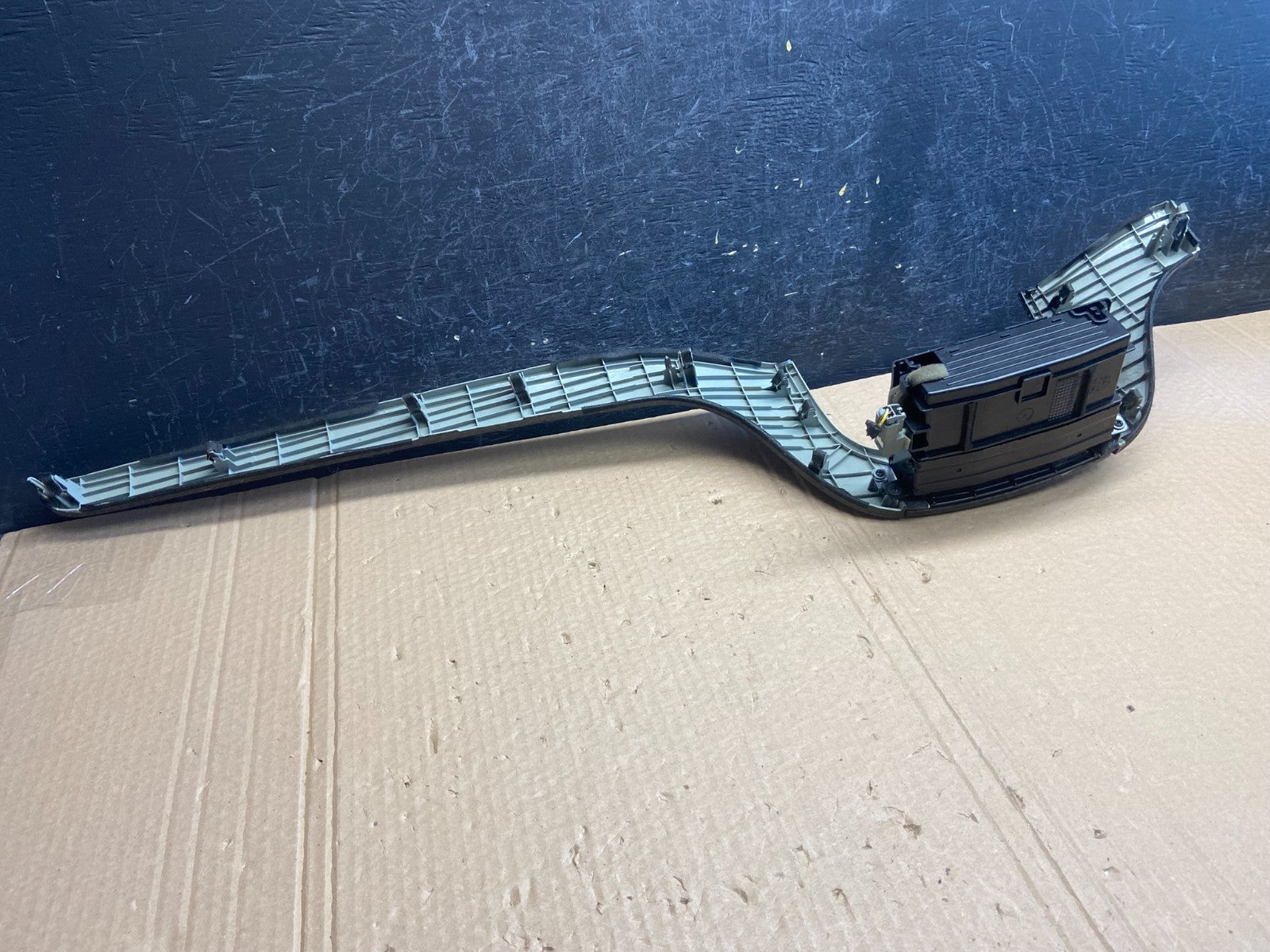 2007 to 2012 Hyundai Santa Fe Center Dashboard Wood Panel Molding AF6226 DG3