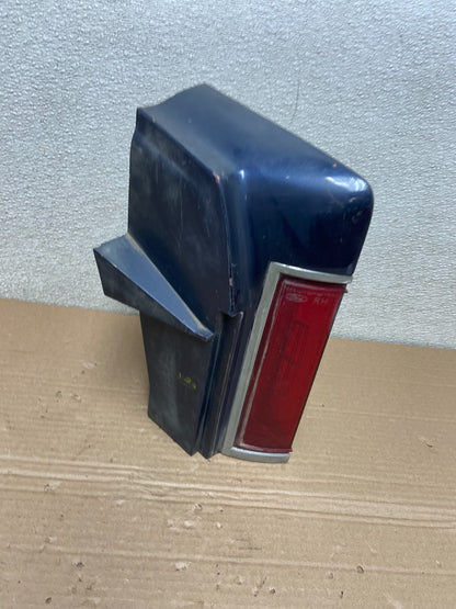1980-1984 Lincoln Town Car Right Passenger Side Tail Light AB1062 LK2