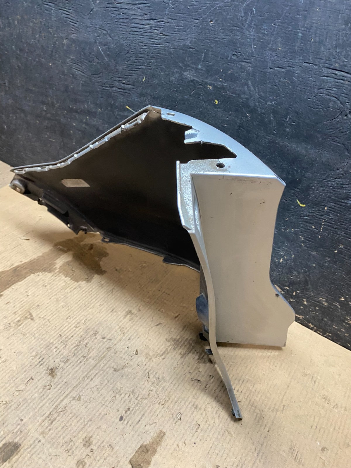 2013 to 2016 Ford Escape Rear Right Passenger RH Side Bumper Cover Oem X3190 DG10