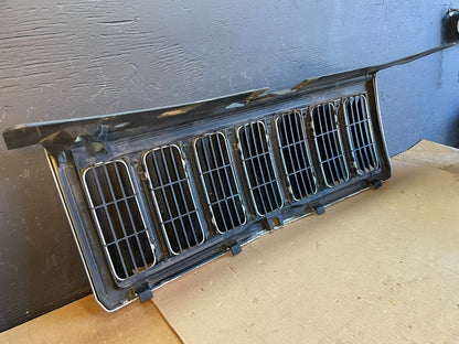 2006 to 2010 Jeep Commander Front Upper Grill Grille OEM ab7870 DG7