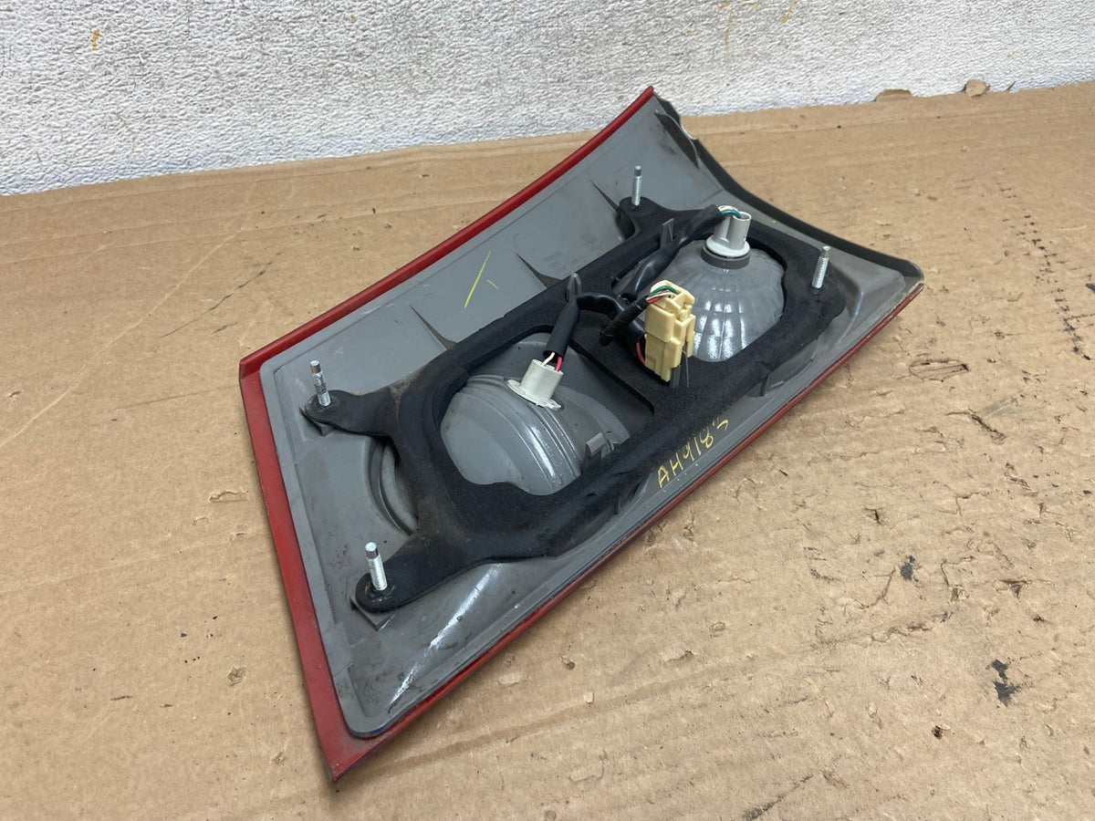 2006 - 2010 Toyota Sienna Left Driver Lh Side Inner Tail Light AH9183 LK4