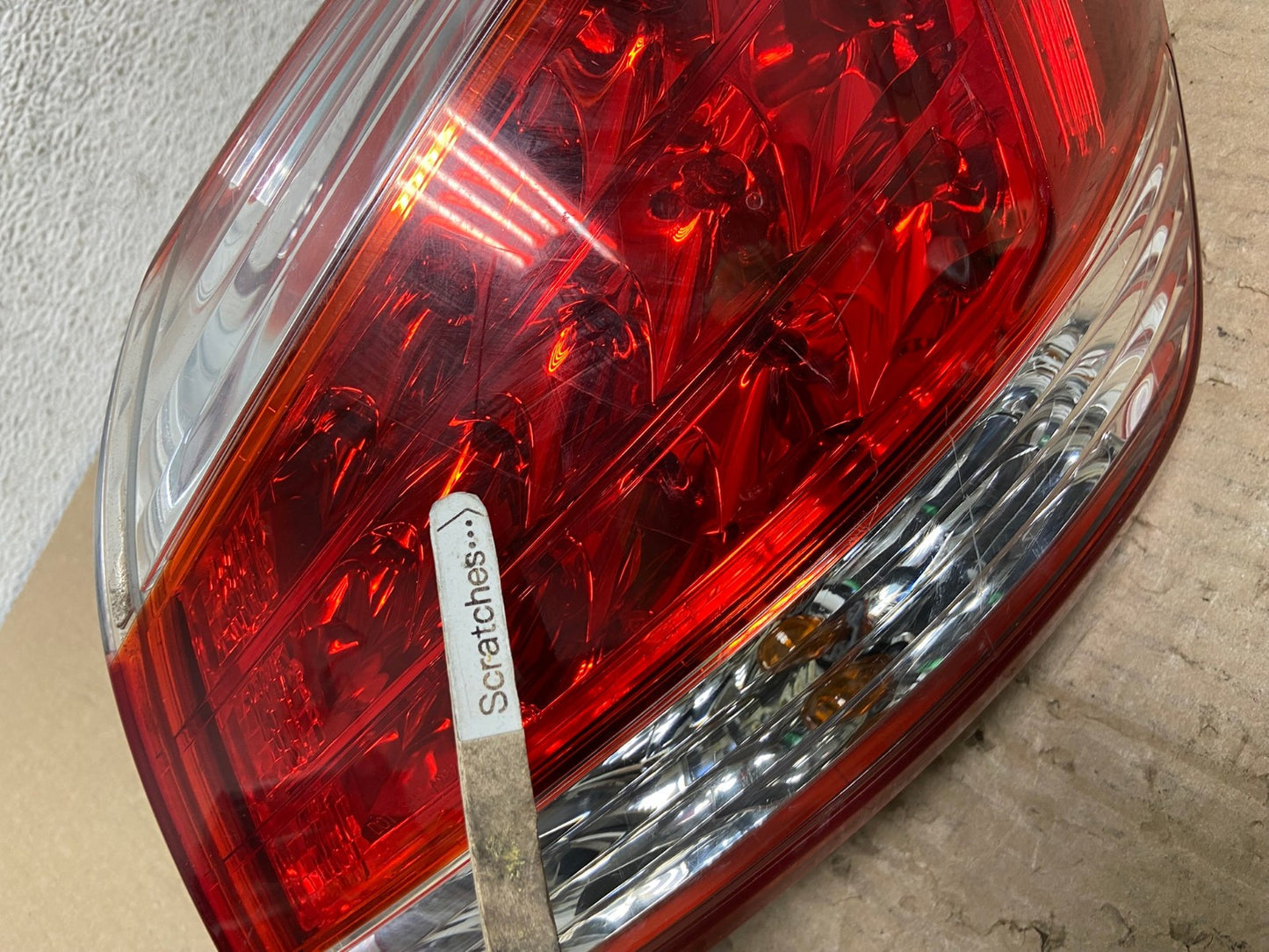2011 - 2014 Nissan Murano Right Passenger Side RH Tail Light AE9772 LK3