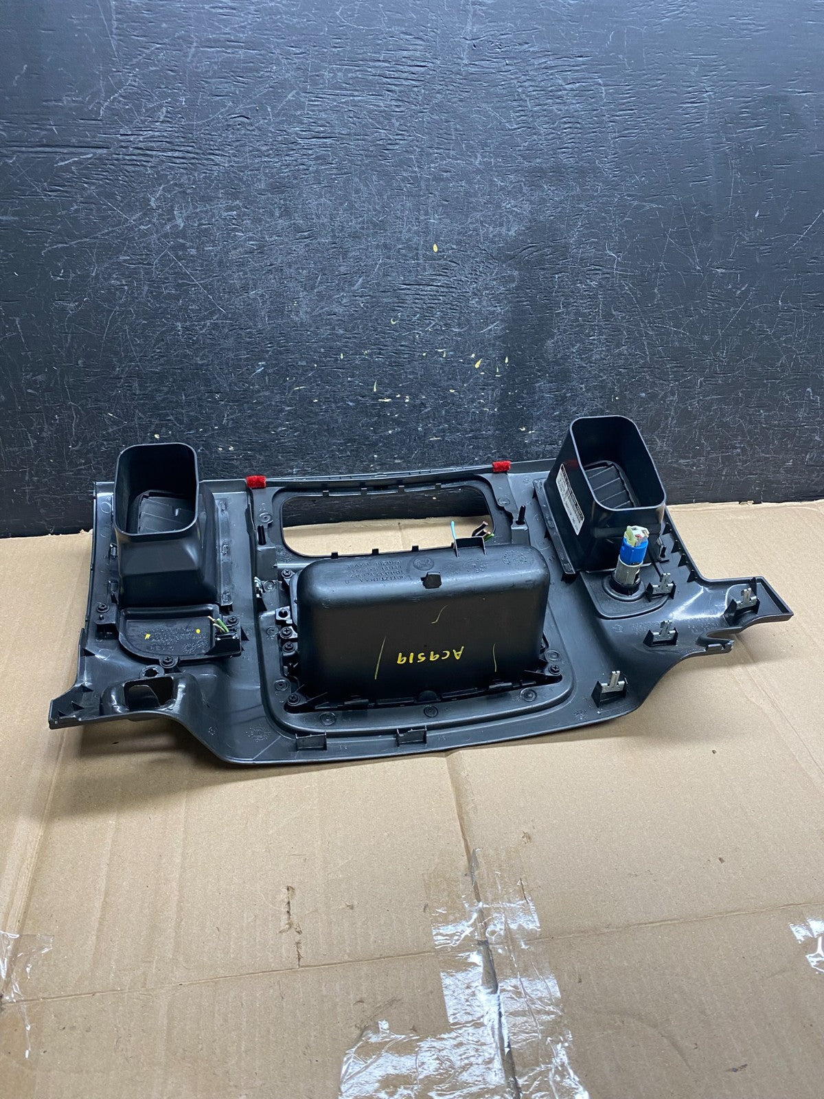 2002 to 2005 Dodge Ram Radio Climate Control Dash Air Vent Bezel Trim AH5231 DW3
