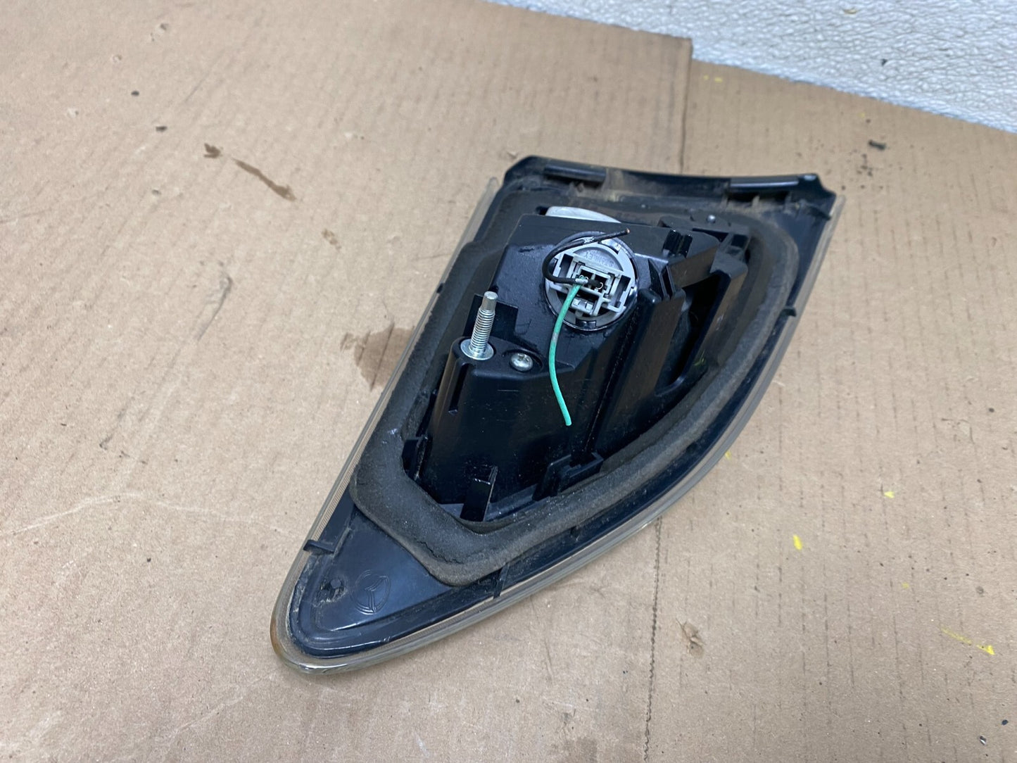Sedan 2010-2013 Mazda 3 Right Passenger RH Side Inner Tail Light OEM E0039 KC3