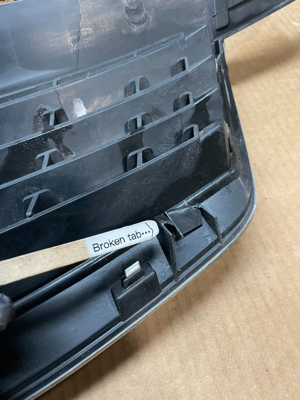 2007 to 2008 Nissan Maxima Front Upper Grill Grille Chrome OEM AA9054 DG12
