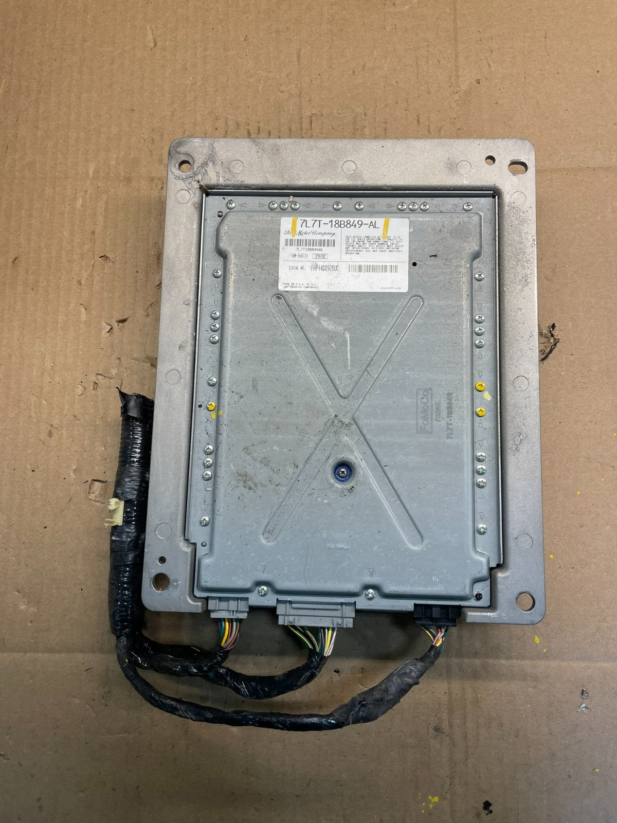 2007 to 2010 Lincoln MKX Premium Radio Stereo Amp Amplifier U2106 DG2