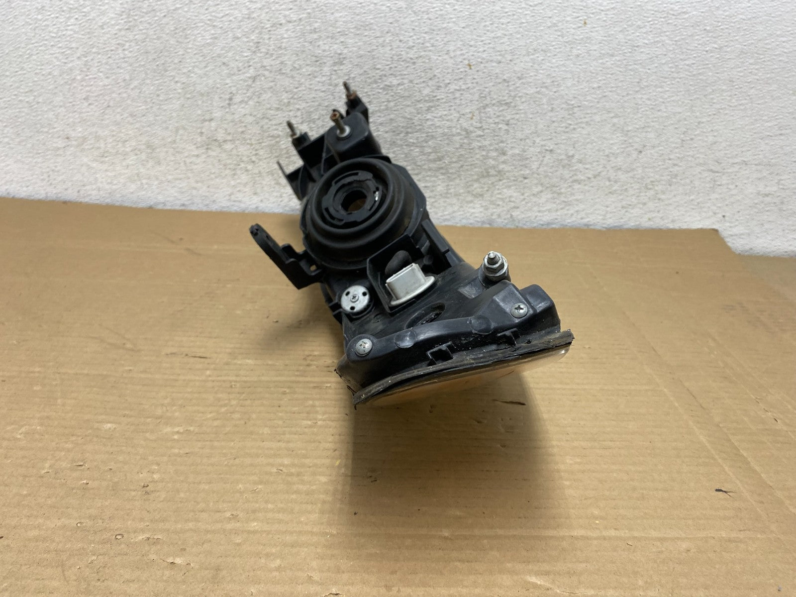 Sedan 2000 2001 Nissan Altima Headlight Left Driver LH AG8920 DW7