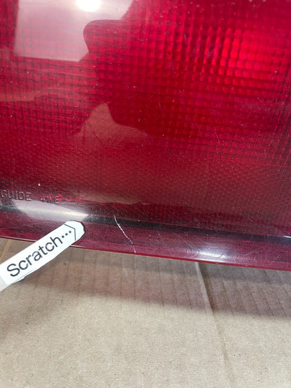 1997 to 2004 Buick Regal Center Trunk Lid Tail Light Lamp AG9877 DG4