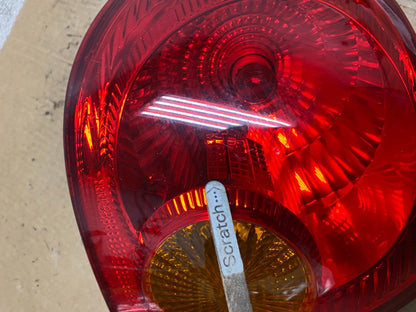 2003 to 2005 Toyota Corolla Left Driver Lh Side Tail Light Oem Q8732 DW3