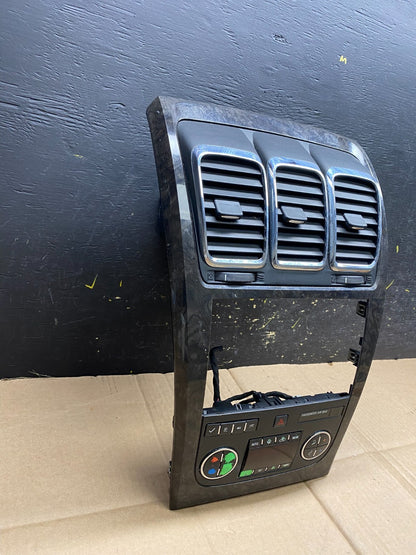 2007 - 2012 GMC Acadia A/C Heater Climate Control Radio Panel Bezel OE AA4469 DG3