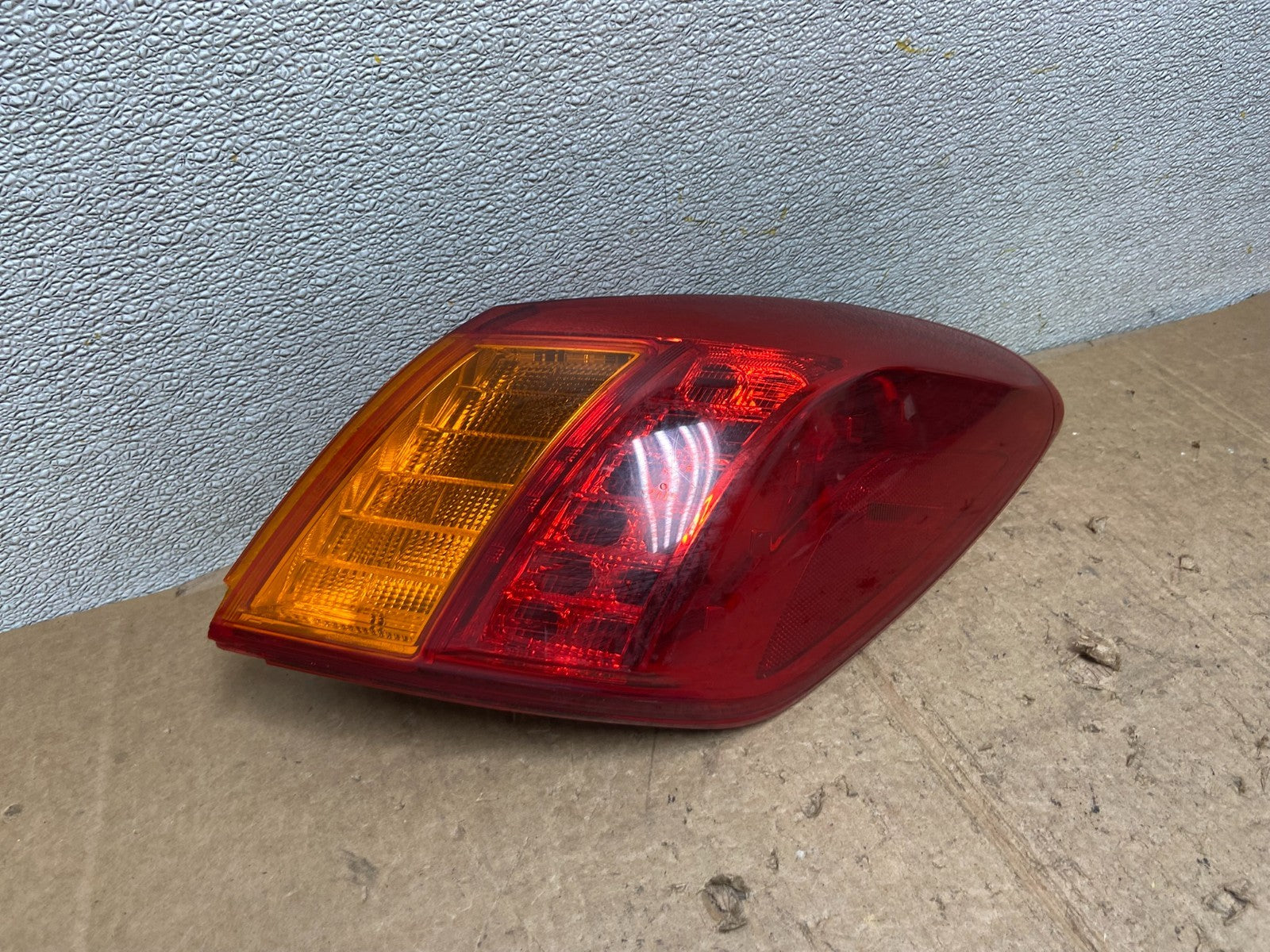 2009 2010 Nissan Murano Right Passenger Rh Side Tail Light Oem AA4988 LK2