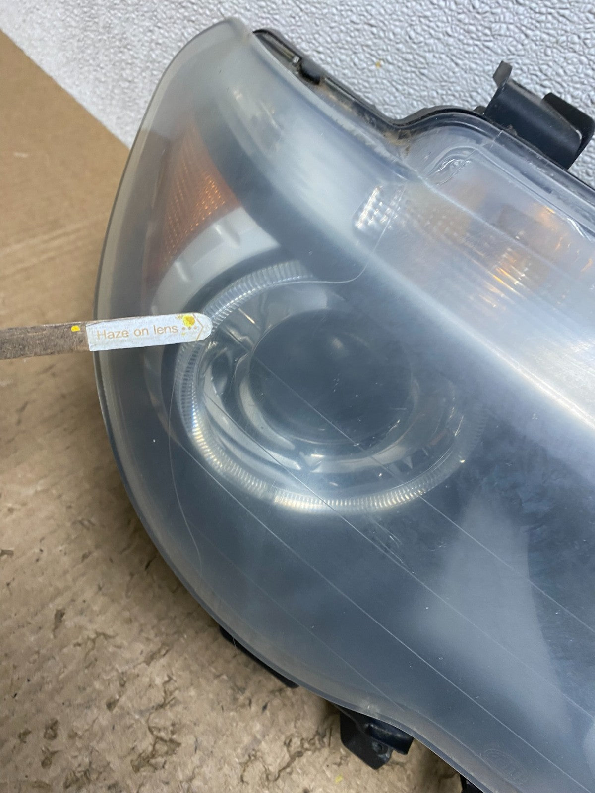2002 to 2005 BMW 7 Series 745i Xenon Right Passenger Headlight W8094 DW5