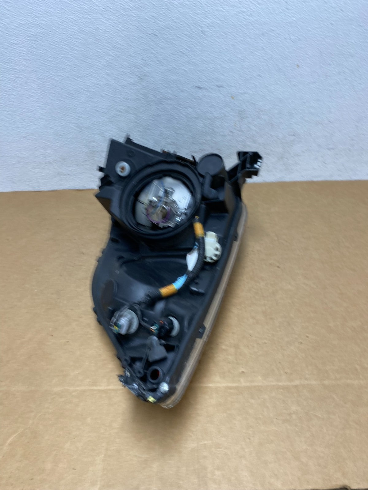 2006-2009 Toyota Prius Left Driver LH Side Blue Headlight Halogen AD4551 DW9