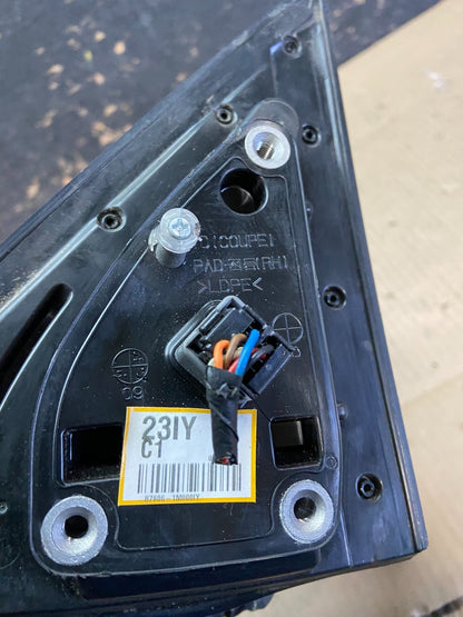 2010 to 2013 Kia Forte Sedan Right View Turn Signal Mirror OEM X7758 MS5