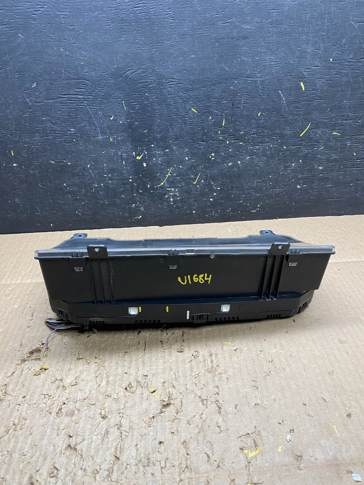2007 to 2008  Lincoln Navigator Speedometer Gauge Cluster V1684 DG4
