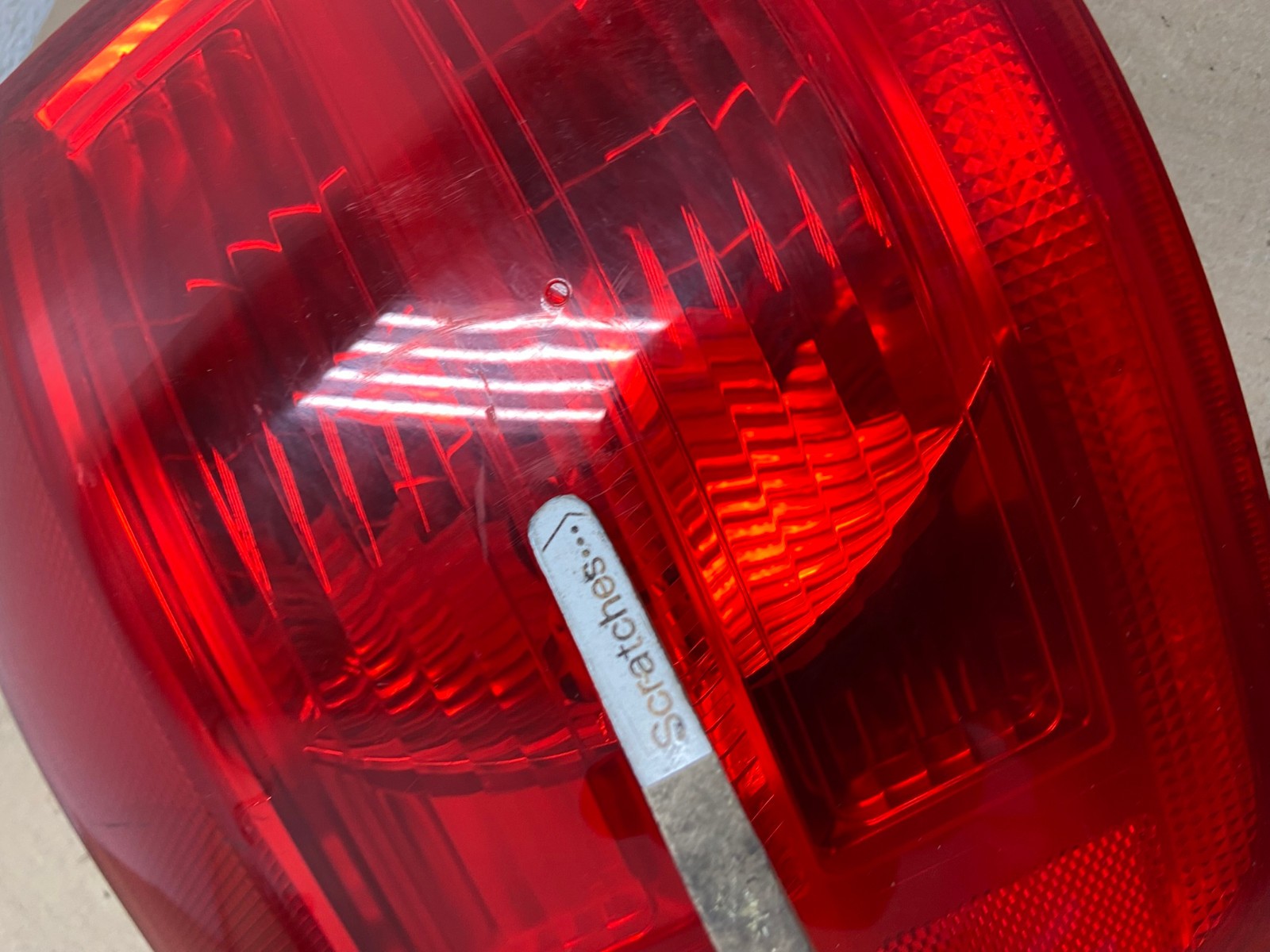 2010 to 2017 GMC Terrain Halogen Tail Light Left Driver Lh Side AG6935 LK3