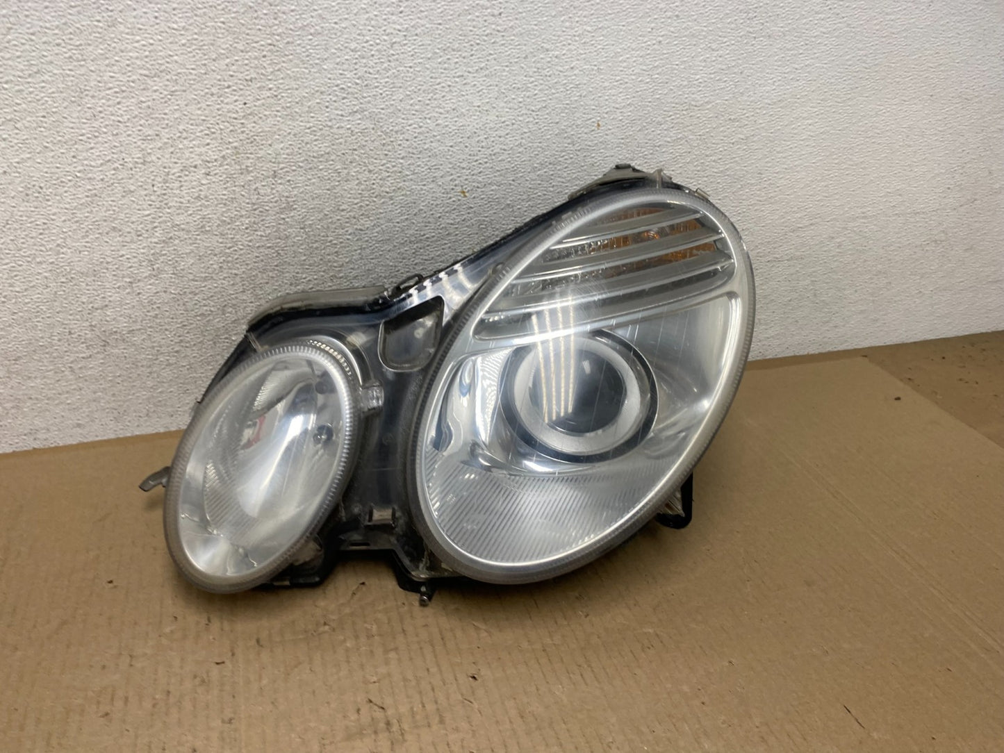 2007 2008 2009 Mercedes E Class Left Driver LH Halogen Headlight AF5858 DW0