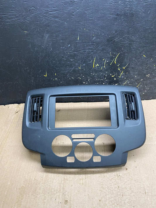 2013-2017 Nissan NV200 Climate Control Heater A/C Panel OEM Z0122 DG0
