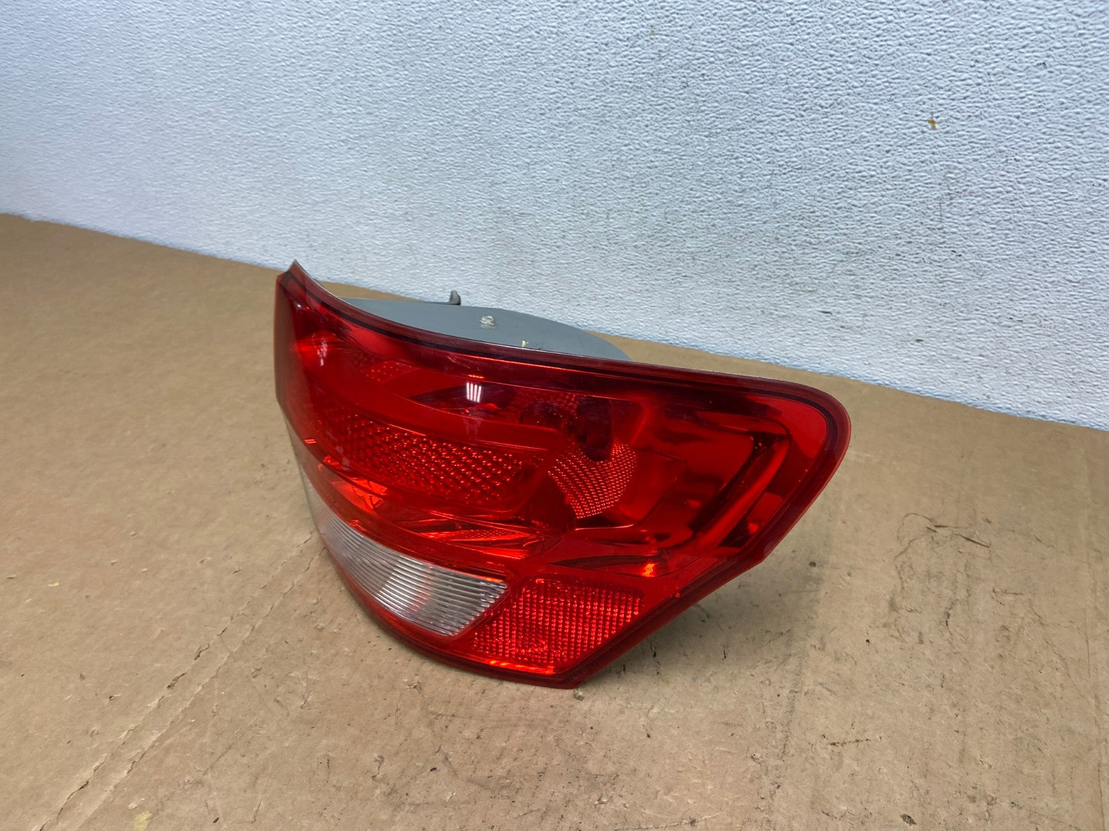 2011-2013 Jeep Grand Cherokee Right Passenger Side Rh Tail Light AD1333 LK1