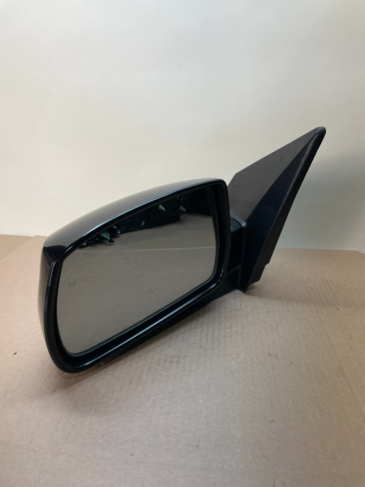 2010 to 2015 Hyundai Tucson Left Driver Side Power Door Mirror AI8717 DG2
