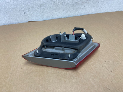 2010 - 2011 Toyota Camry Right Passenger RH Side Inner Tail Light AG1973 DW5