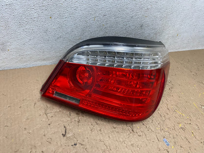 2008 2009 2010 BMW 5 525i 530i Right Passenger Rh Tail Side Light D1146 DG12