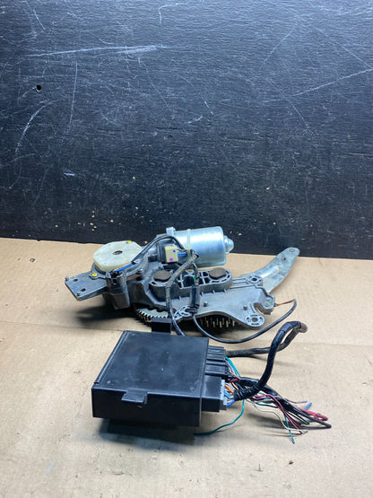 2007 2008 Acadia Enclave Escalade Suburban Liftgate Door Module Motor U1795 DG5