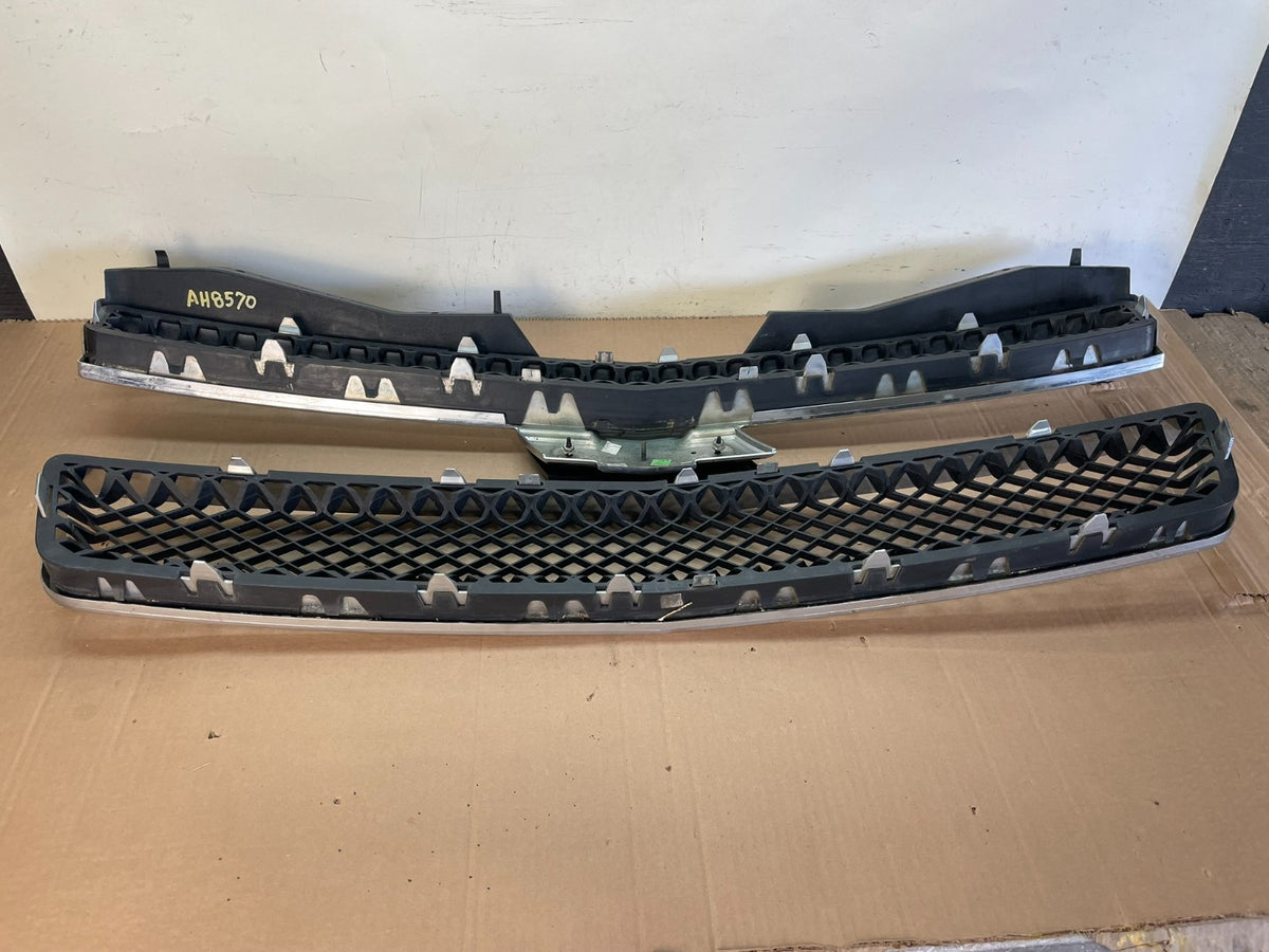 2007 to 2014 Chevrolet Tahoe Suburban Lower Upper Grill Grille Set AH8570 DG3