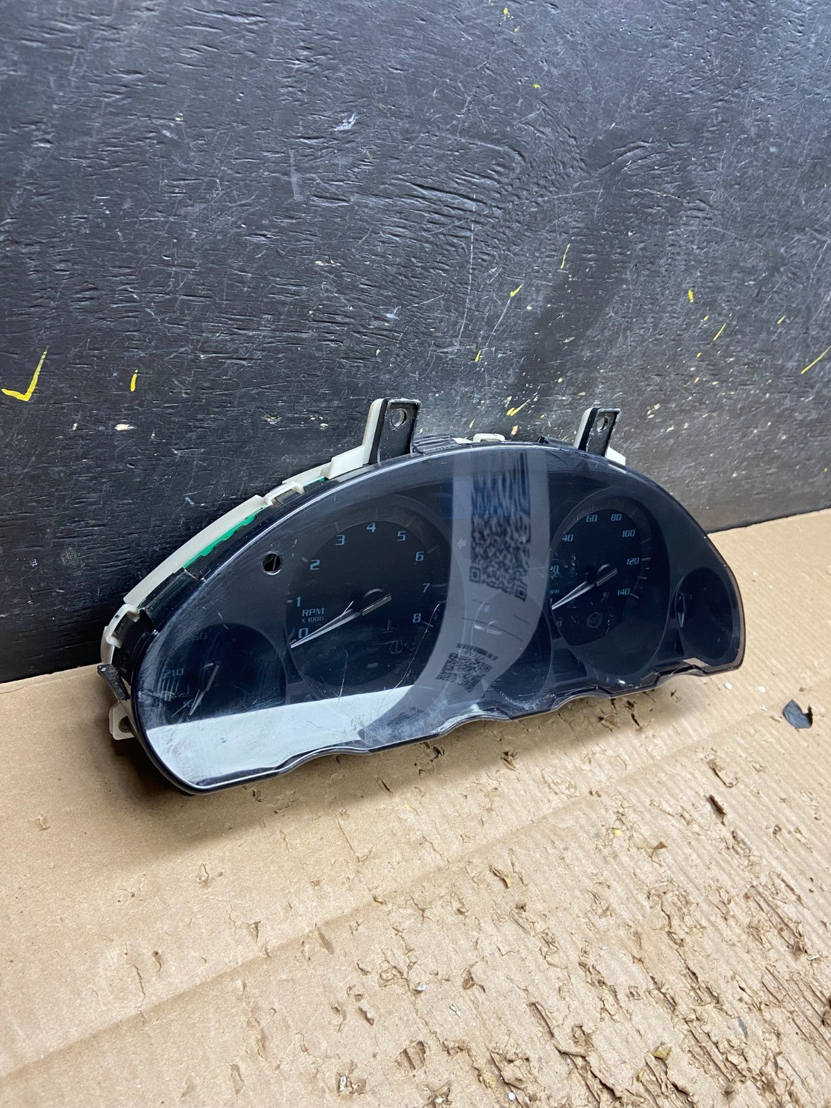 2008 to 2012 Buick Enclave Instrument Gauge Cluster Speedometer OEM v7742 DG1