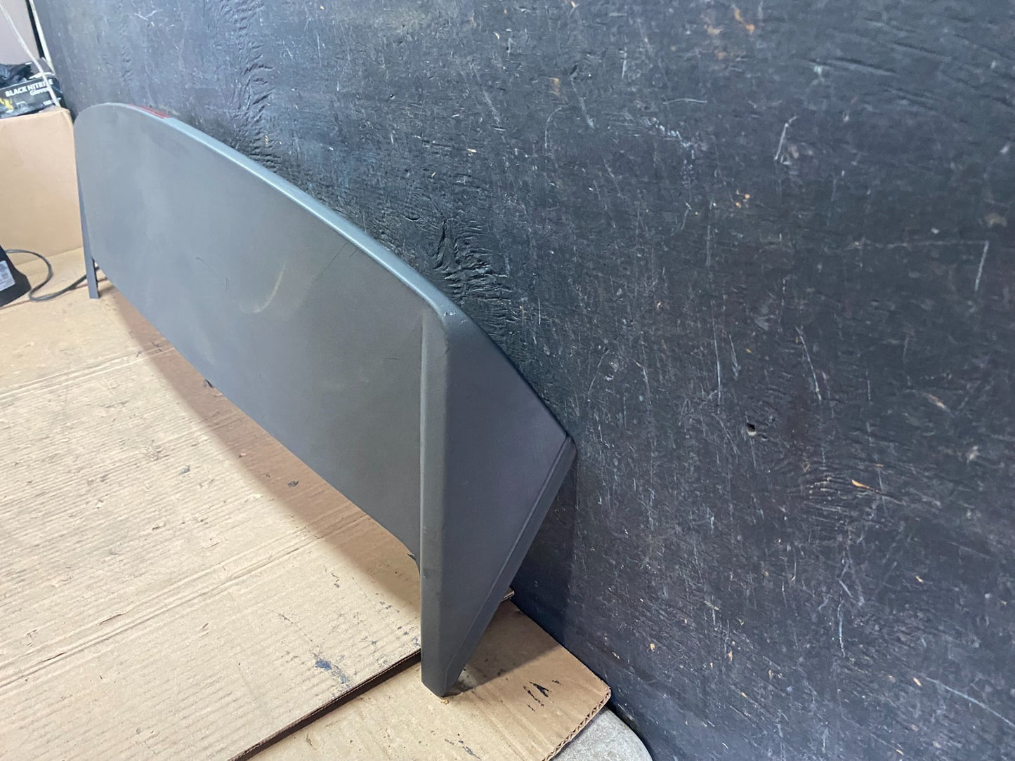 2007 to 2012 Dodge Caliber Rear Trunk Spoiler P8552 DG1