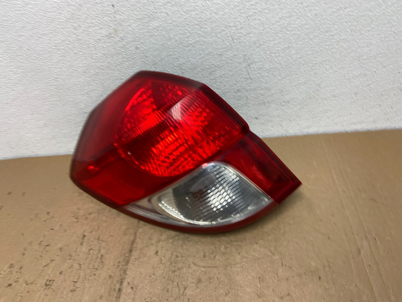 2008-2009 Subaru Outback Wagon Left Driver LH Side Tail Light AC7205 DW1