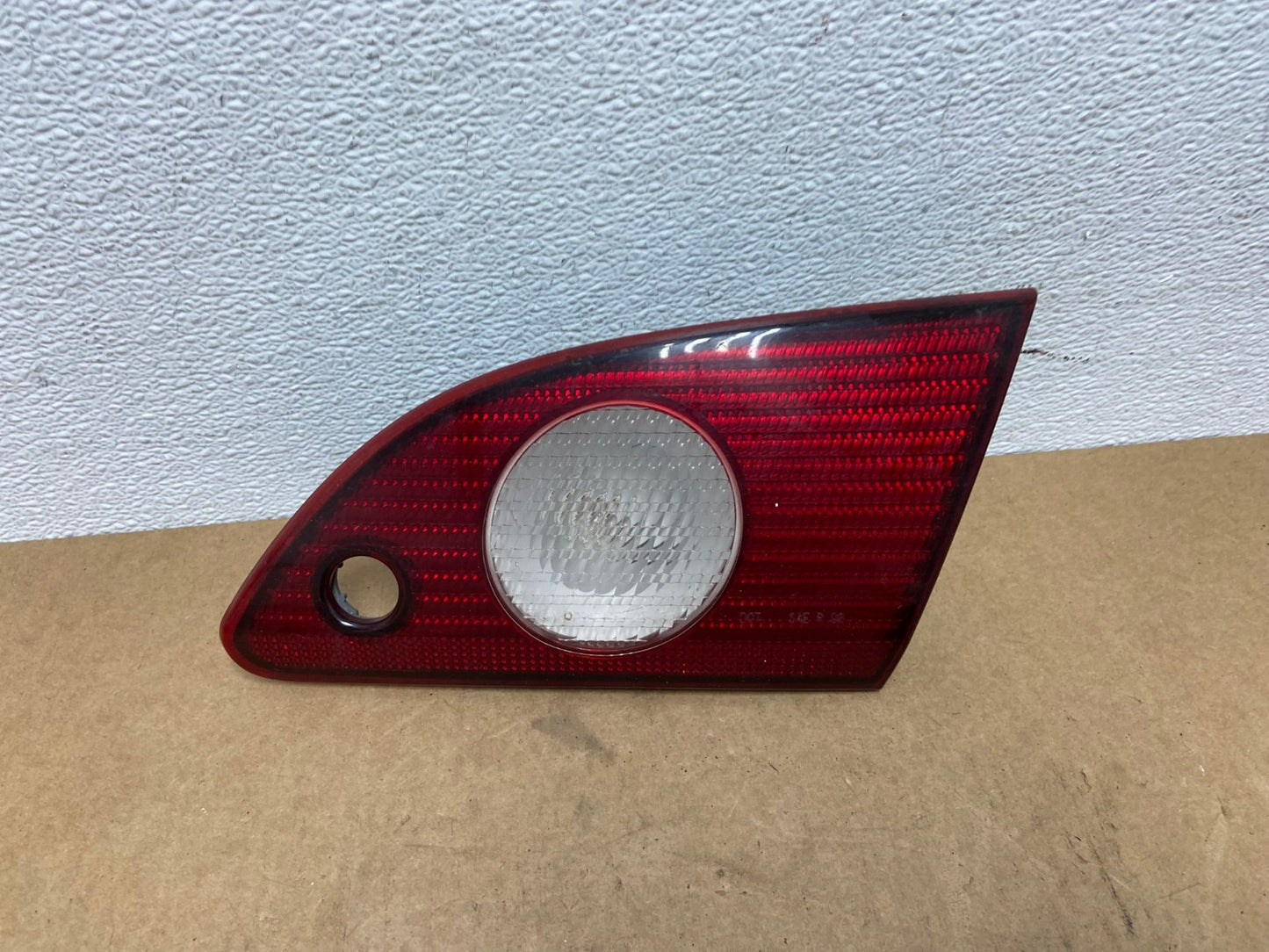 2001 2002 Toyota Corolla Right Passenger RH Side Inner Tail light OEM AC2944 LK0