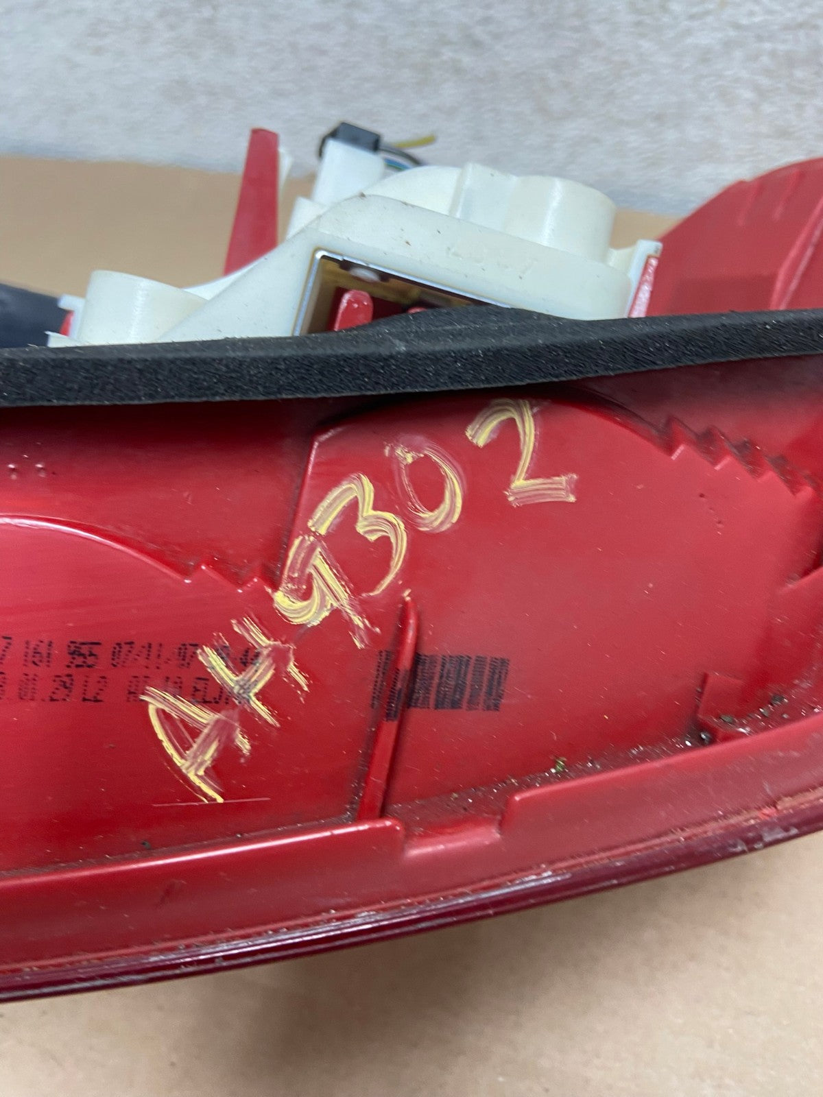2006 2007 2008 BMW 328i 3 Series Left Driver Lh Side Tail Light AH9302 LK6
