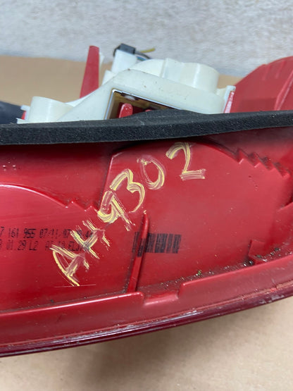 2006 2007 2008 BMW 328i 3 Series Left Driver Lh Side Tail Light AH9302 LK6