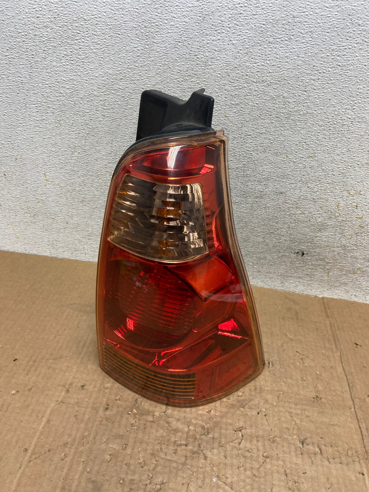2003 2004 2005 Toyota 4Runner Right Passenger RH Side Tail Light DEPO AI5656 LK0