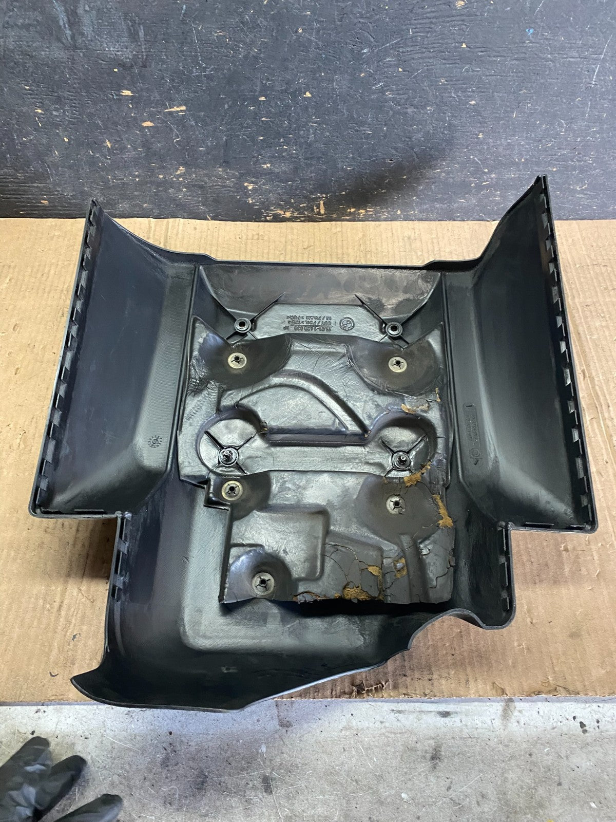 2003 BMW X5 V8 Engine Motor Top Cover Trim Q0317 DG5