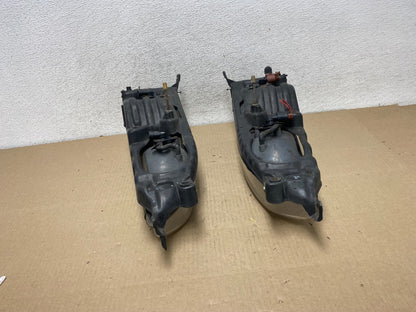1995 - 1996 Toyota Camry Left+Right Side Set Halogen Headlights AG5870 DW6