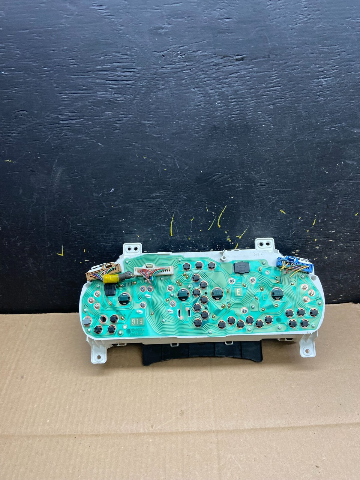 2001 2003 Toyota Sienna Speedometer Cluster Gauge Y2107 DG4