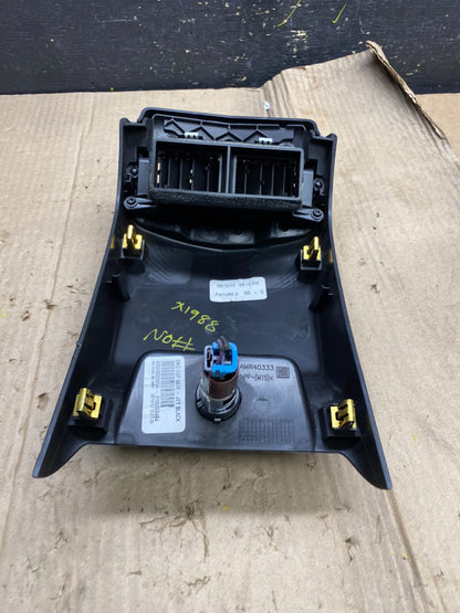 2013 to 2017 Cadillac XTS Rear Center Console Air Vent OEM X1988 DG5