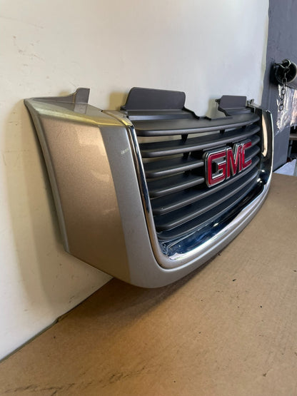 2002 to 2009 Gmc Envoy Front Upper Grill Grille AF8789 DG2