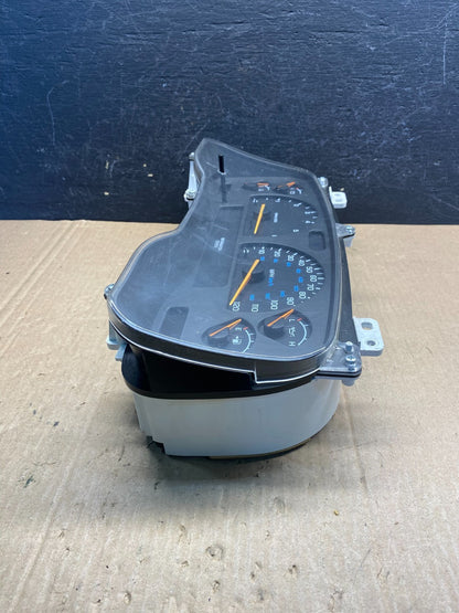 2001 2002 2003 Dodge Durango Speedometer Instrument Cluster Gauge AE7627 DG2