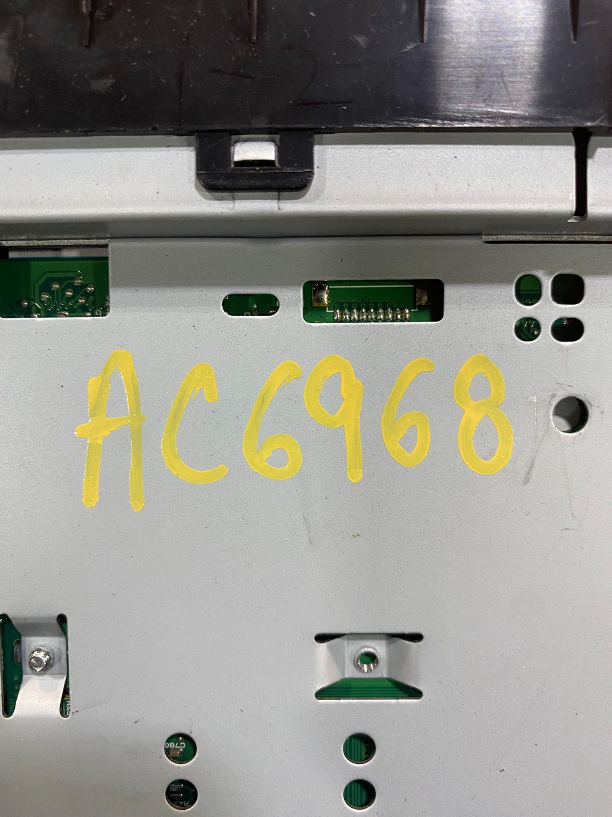 2011 to 2012 Hyundai Sonata Am Fm Cd Player Radio Receiver AC6968 DG7