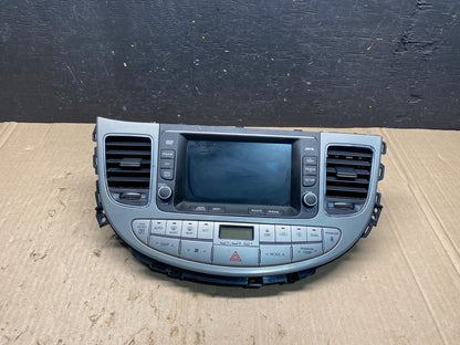 2009 to 2014 Hyundai Genesis A/C Climate Control Screen Bezel Trim N0738 DG0