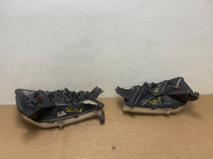 2004 to 2007 Nissan Armada Left+Right Side Set Headlights Oem M4135 DW19