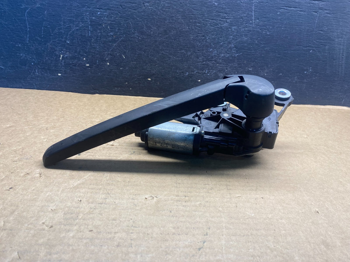 2009 to 2017 Audi Q5 Rear Windshield Washer Wiper Motor AF6589 DG3