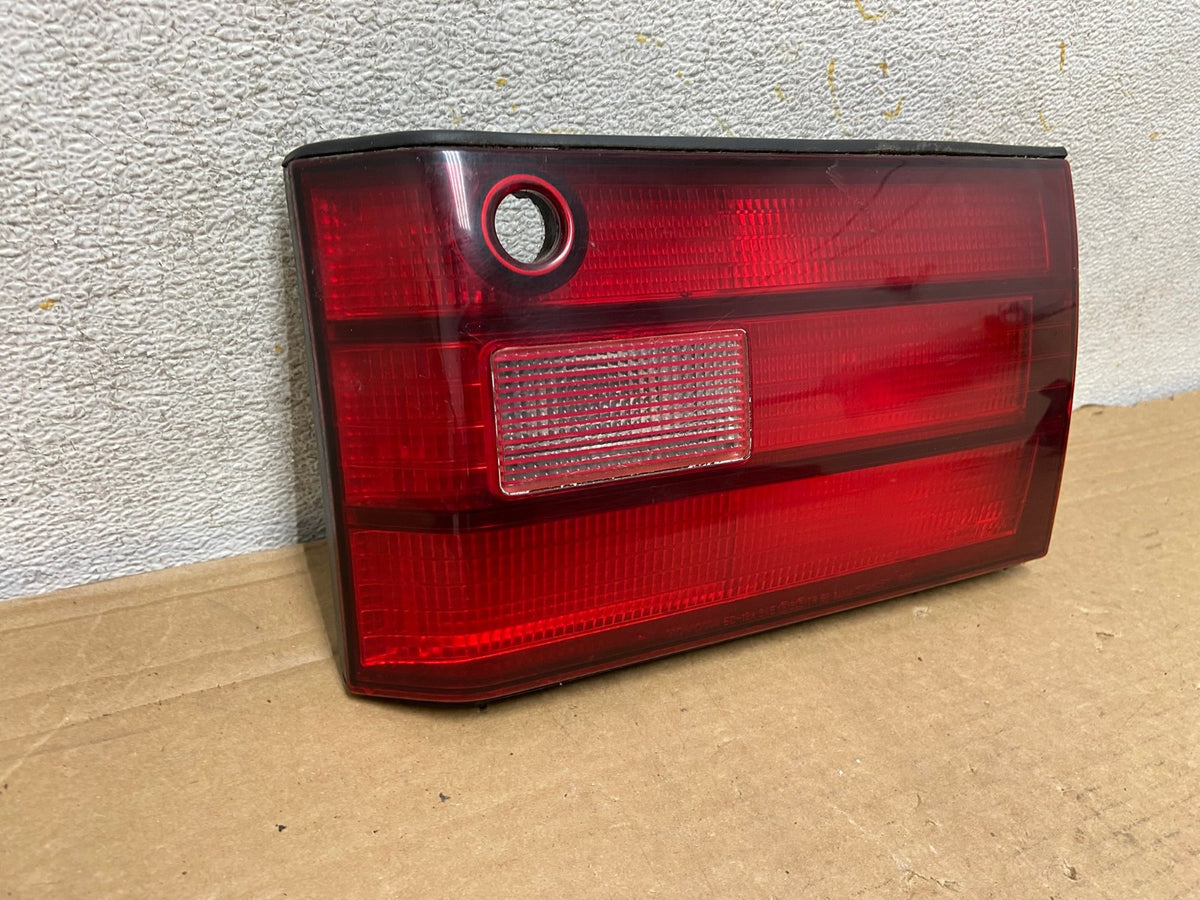 1990 - 1994 Lexus LS400 Right Passenger Tail Light 81590-50010 AH8342 LK1