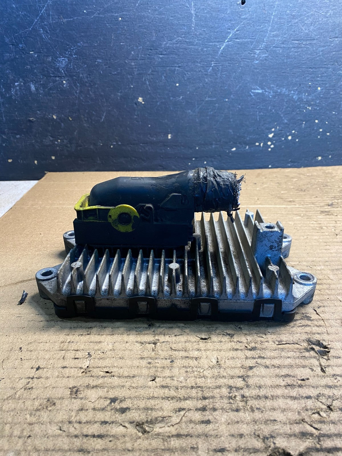 Mack Enigne Computer Module ECM ECU 21154564 OEM aa5481 DG1