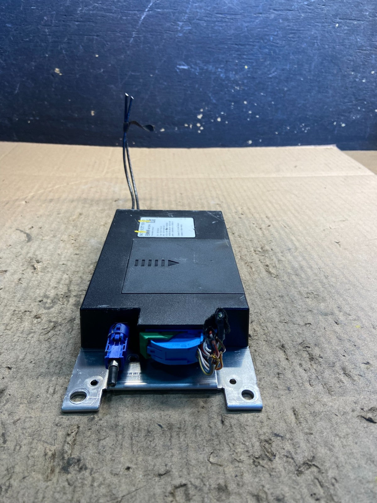 2012 to 2017 Bmw Bluetooth  Control Module Computer Telematics OEM z0756 DG2